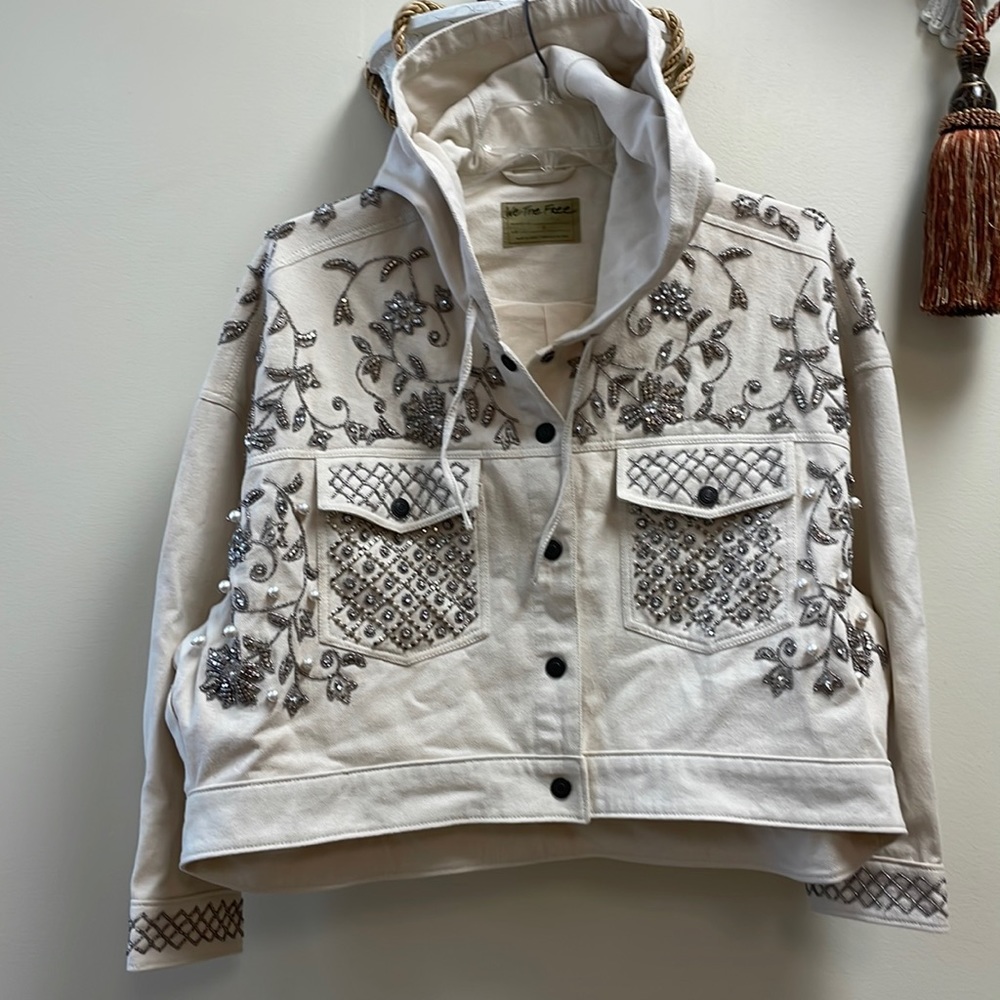 New Women’s We The Free Moonlight Hooded Denim Jacket!!🔥🔥🔥 - Picture 6 of 13